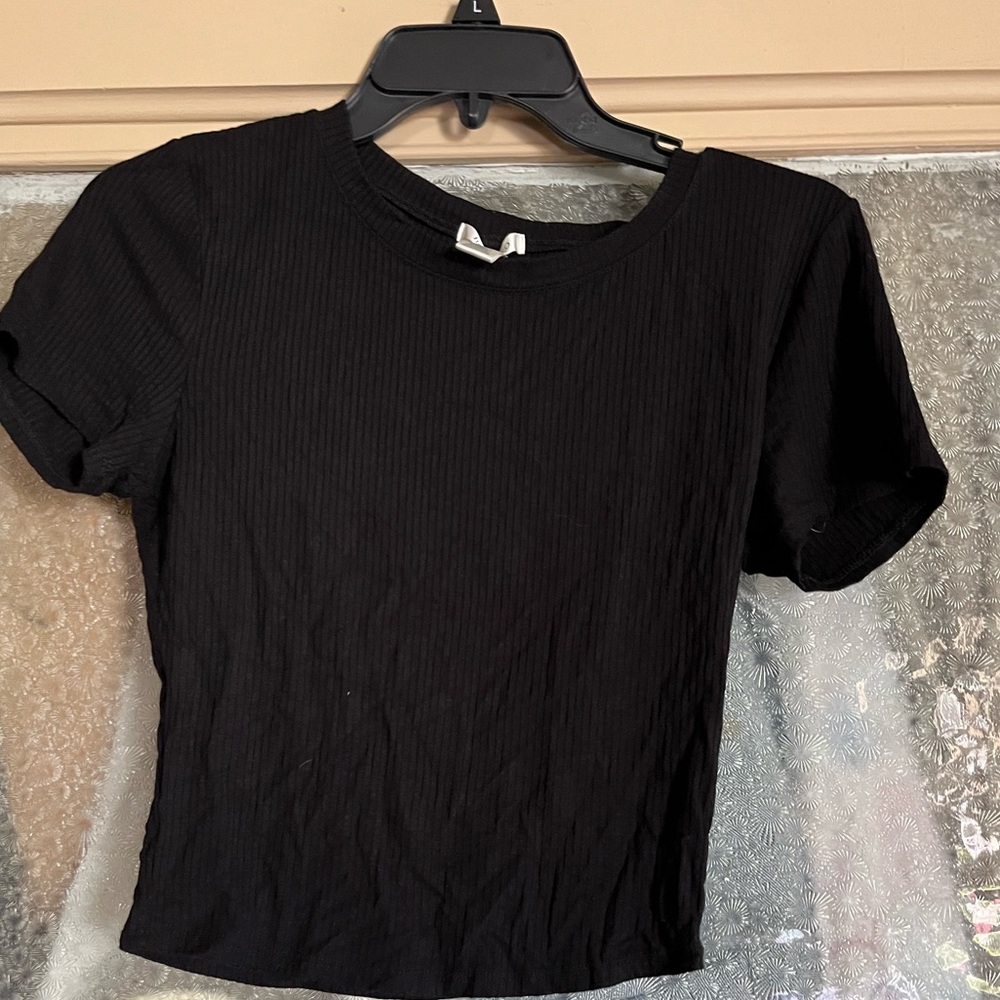 Black, slightly cropped top
